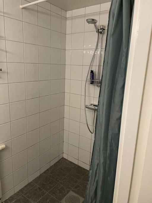 Egen Laegenhet Pa Soedermalm Naera Centrum Sundsvall Exterior photo